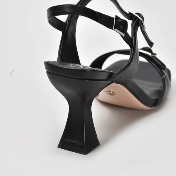 Heeled sandals - Picture 4 of 5